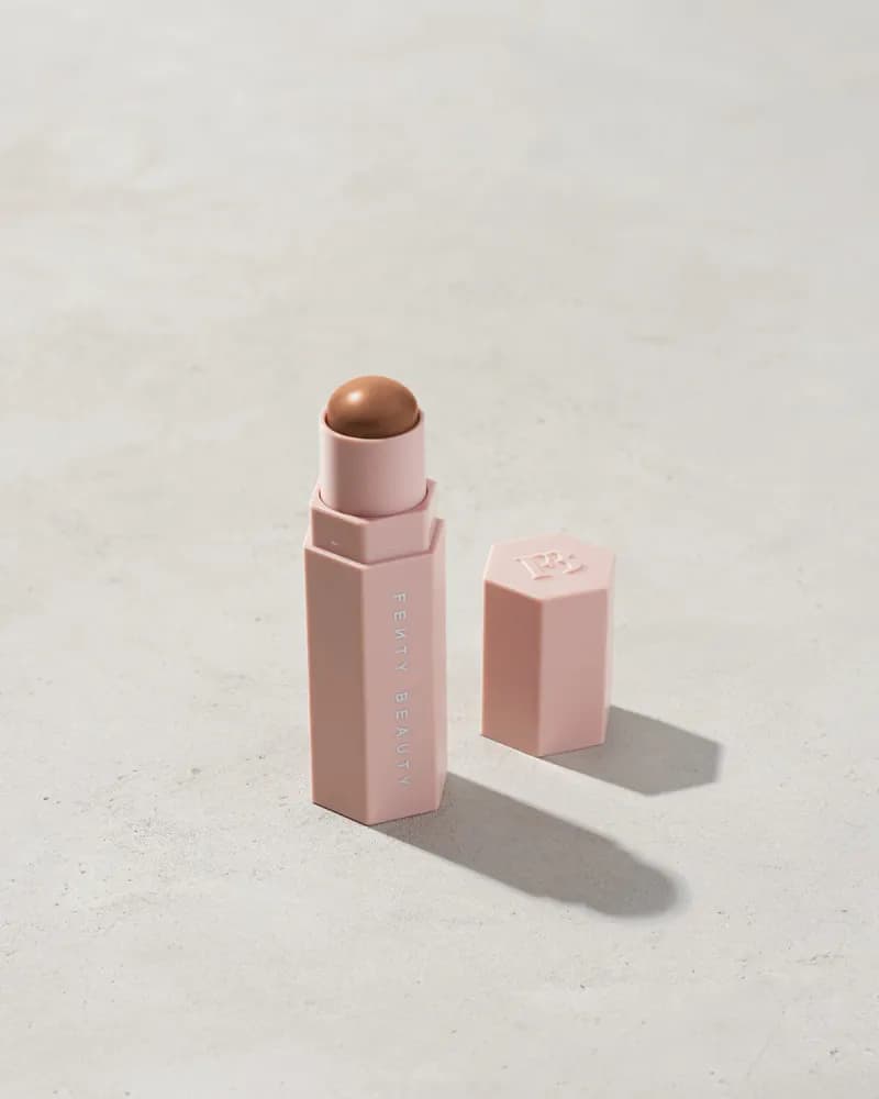fenty beauty contour stick MOCHA