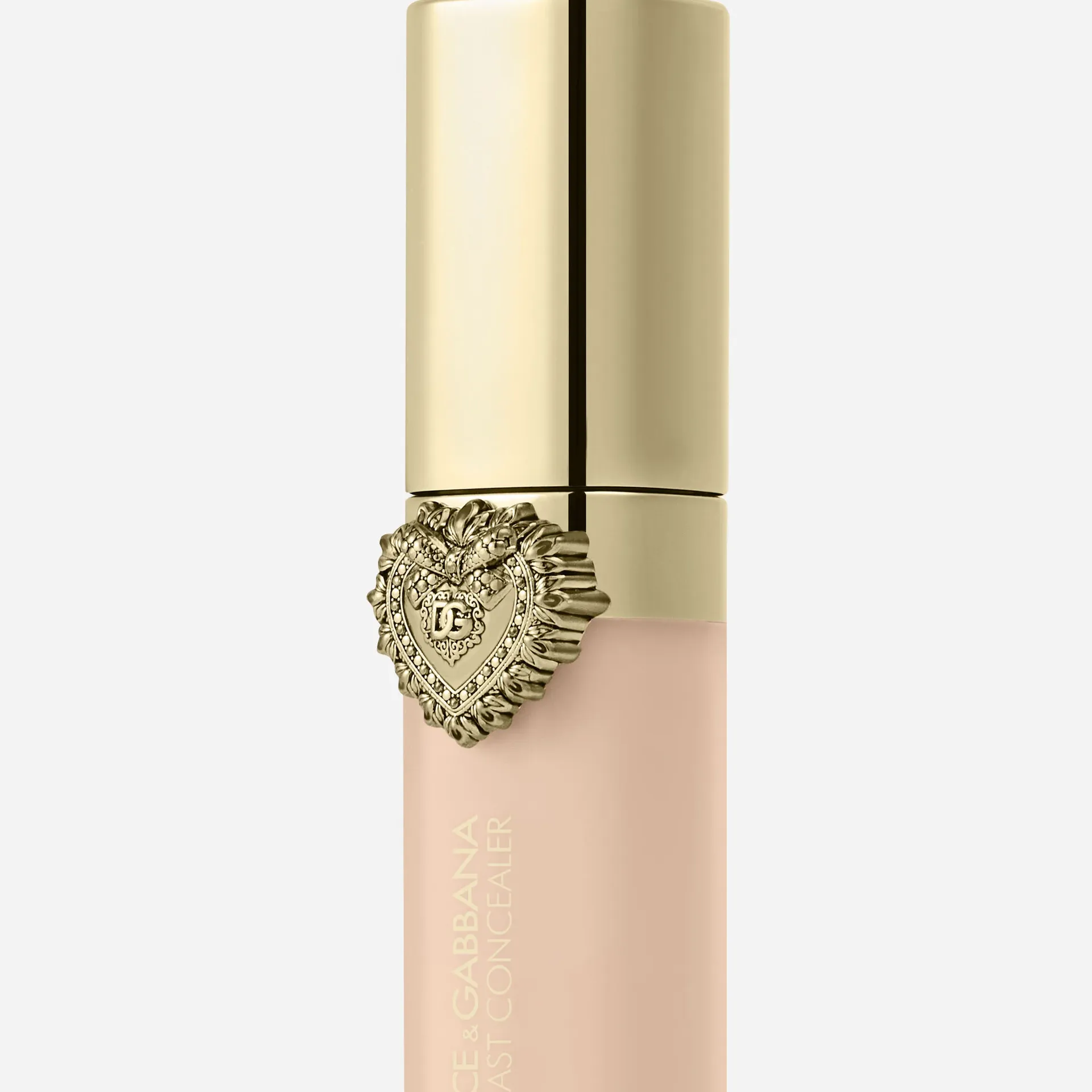D&G everast concealer